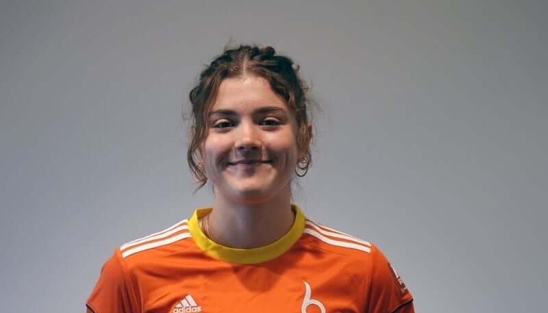Cricketer Brianna Ray (R 17-21) hopes to inspire young females after playing for Flatts